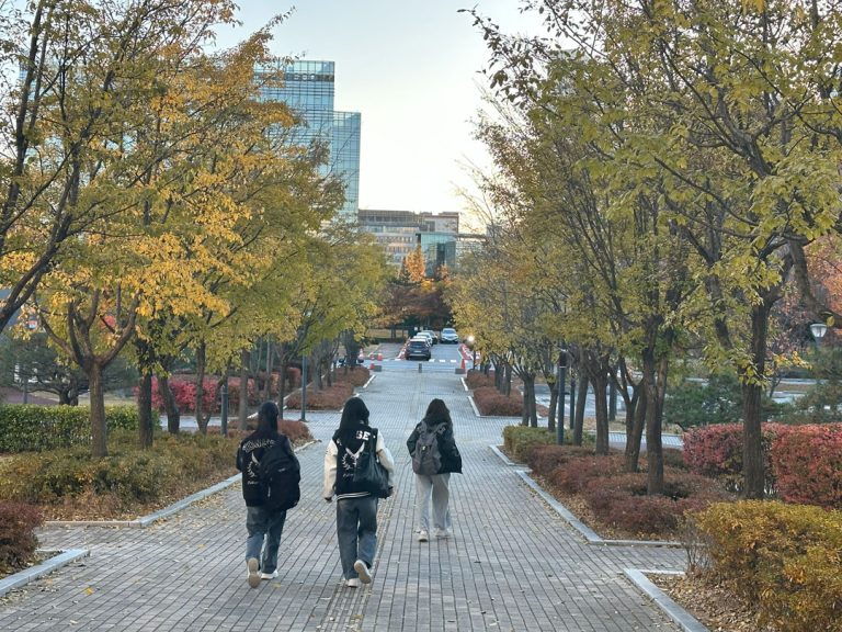 international campus students